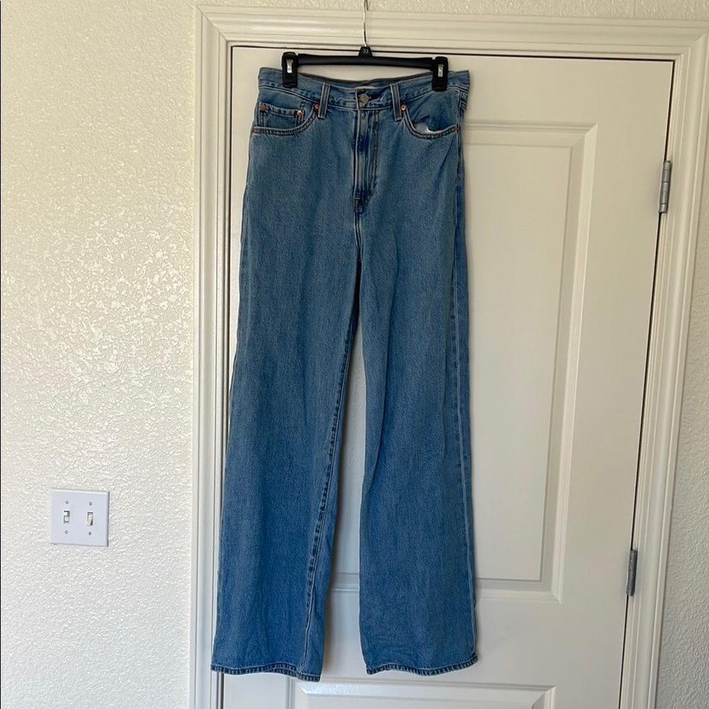 Levis Ribcage Wide Leg W28 L32